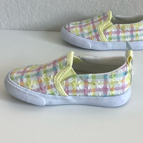 \Cat & Jack\ NWT Floral Plaid Keagan Slip Ons - Picture 7 of 10